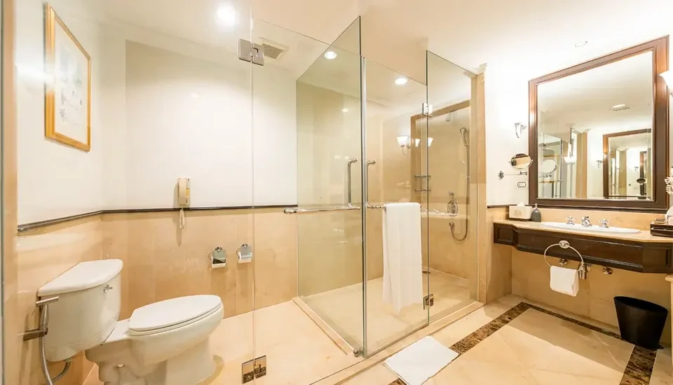 هتل سافیتل کرابی فوکیترا